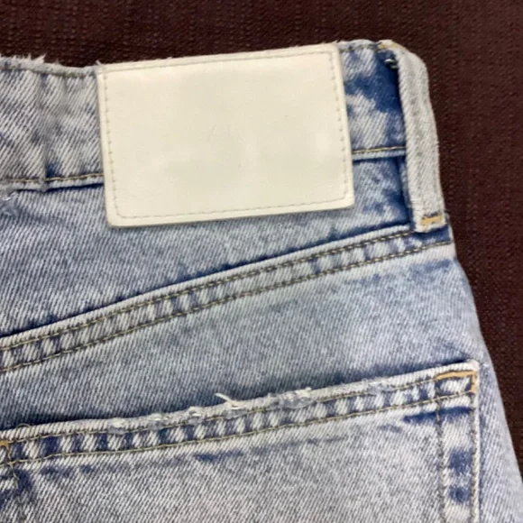 Zara Acid Wash Jeans Size 6 Frayed Bottom Hem - Picture 8 of 10